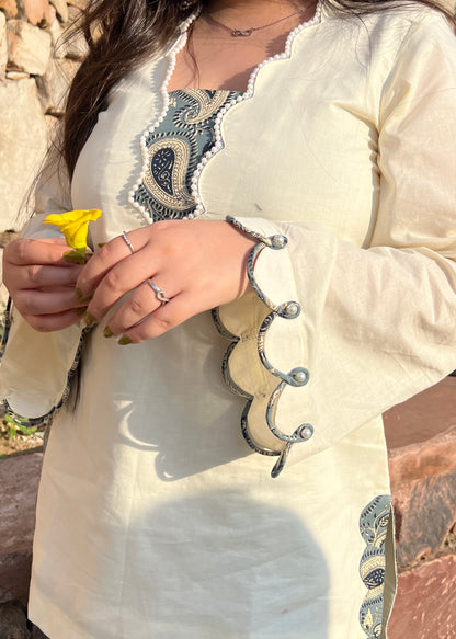 Ayraa